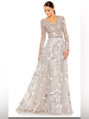 Mac duggal 20241 Long Sleeve Beaded Applique Gown Sz 14